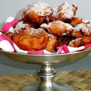 Frittelle di mele e uvetta